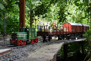 Rollböcke und - wagen